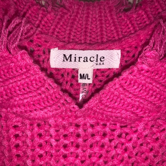 Pink sweater! - Picture 3 of 4